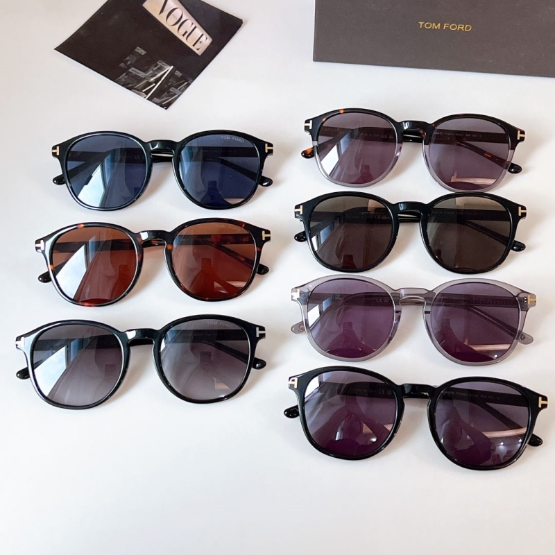 TOM FORD